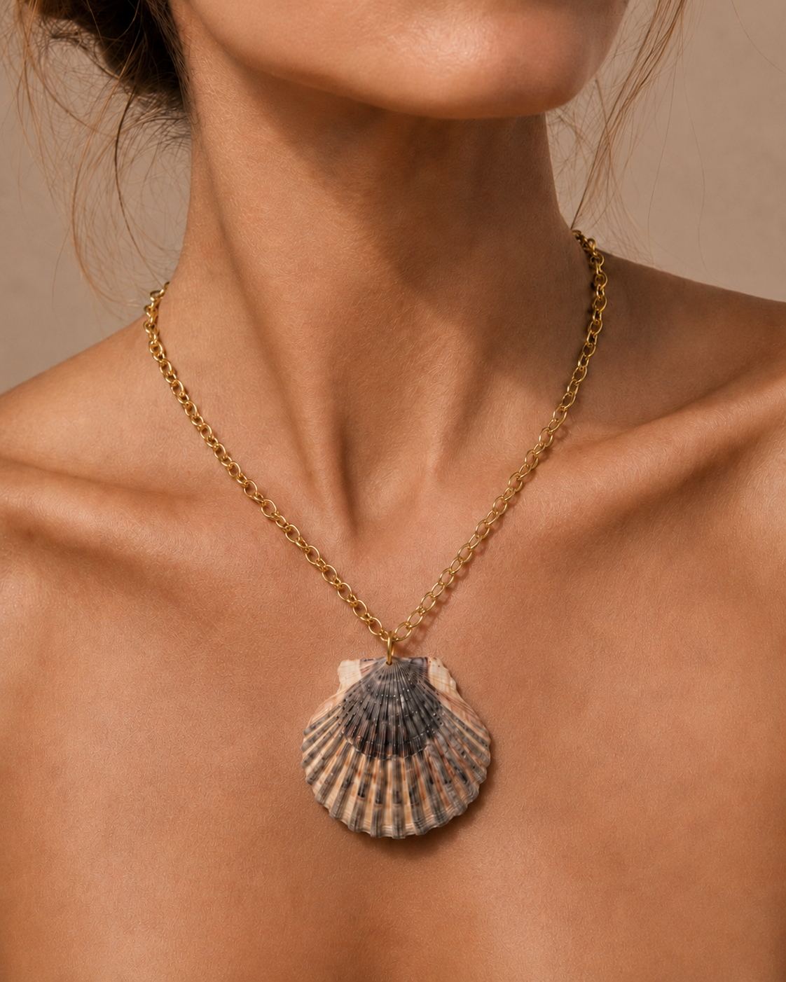 The Lavender Pendant