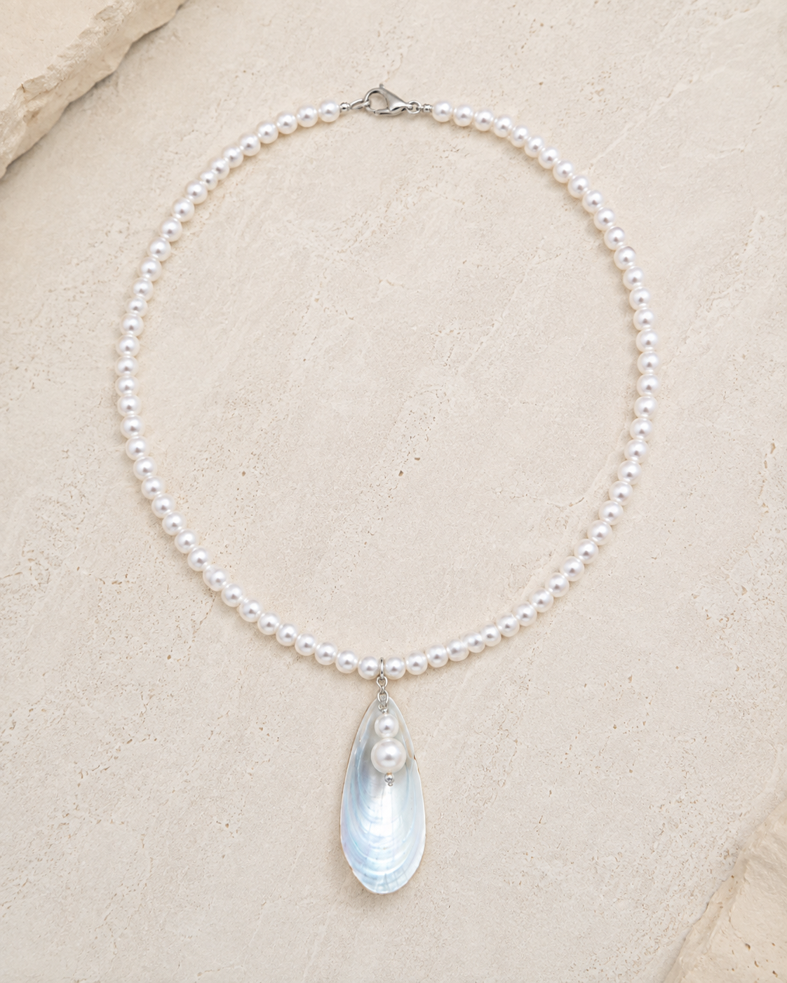 Menemsha Pearl & Mussel