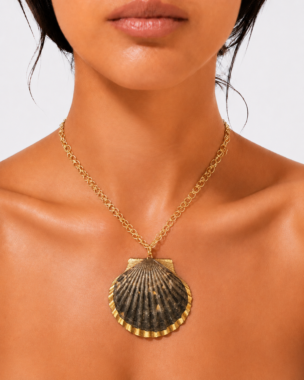 Double chain Scallop Necklace