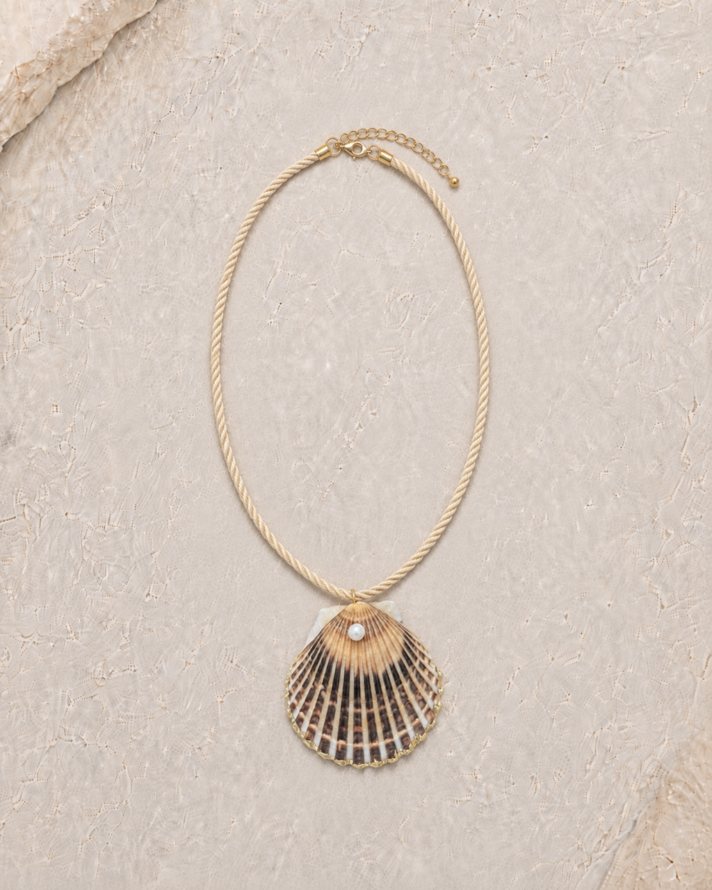 The Emma Pendant